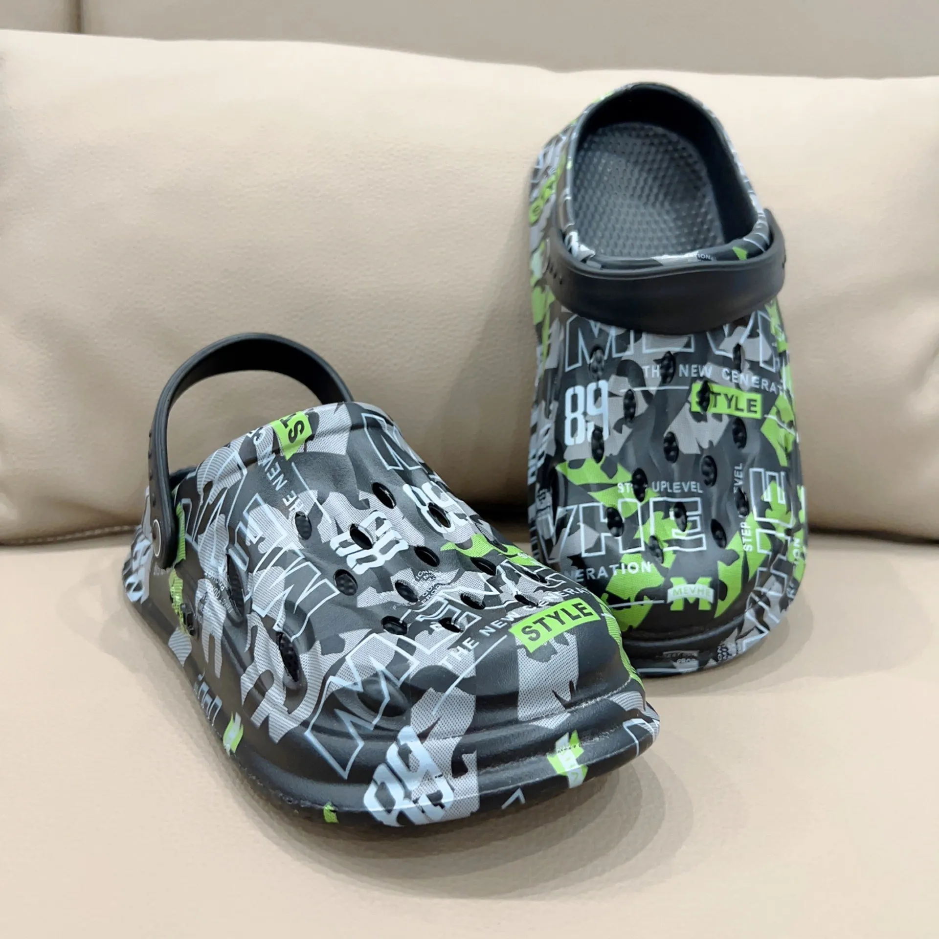 플러스 사이즈 남성용 슬리퍼 여름 야외용 두꺼운 밑창  - Men'S Shoes With Velcro 리뷰 및 가격